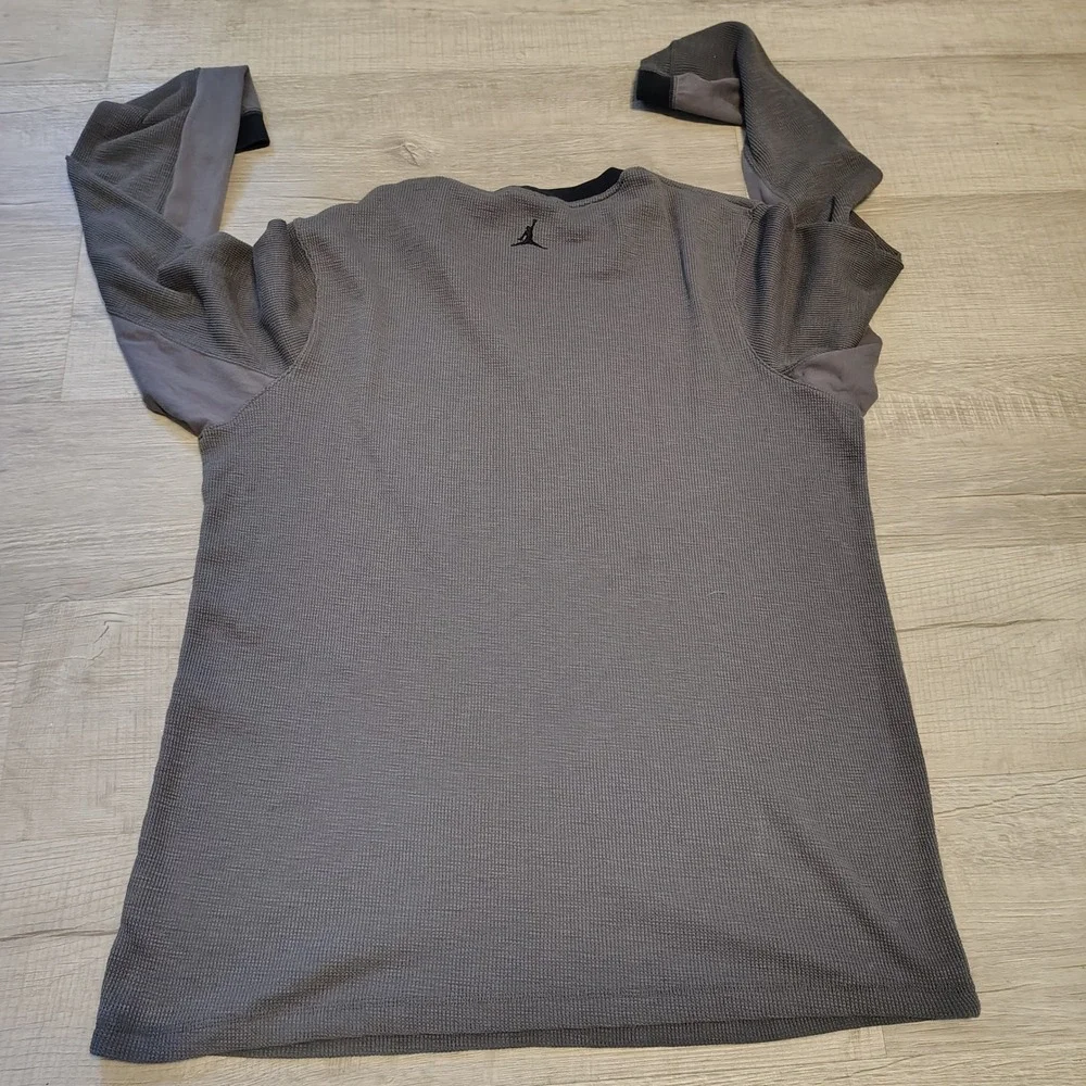Jordan Mens XL Gray Waffle Knit Thermal Long Sleeve Jumpman Shirt Charcoal